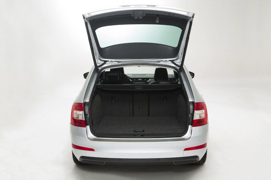  Skoda Octavia Combi 2013 года  (фото 18 из 26)